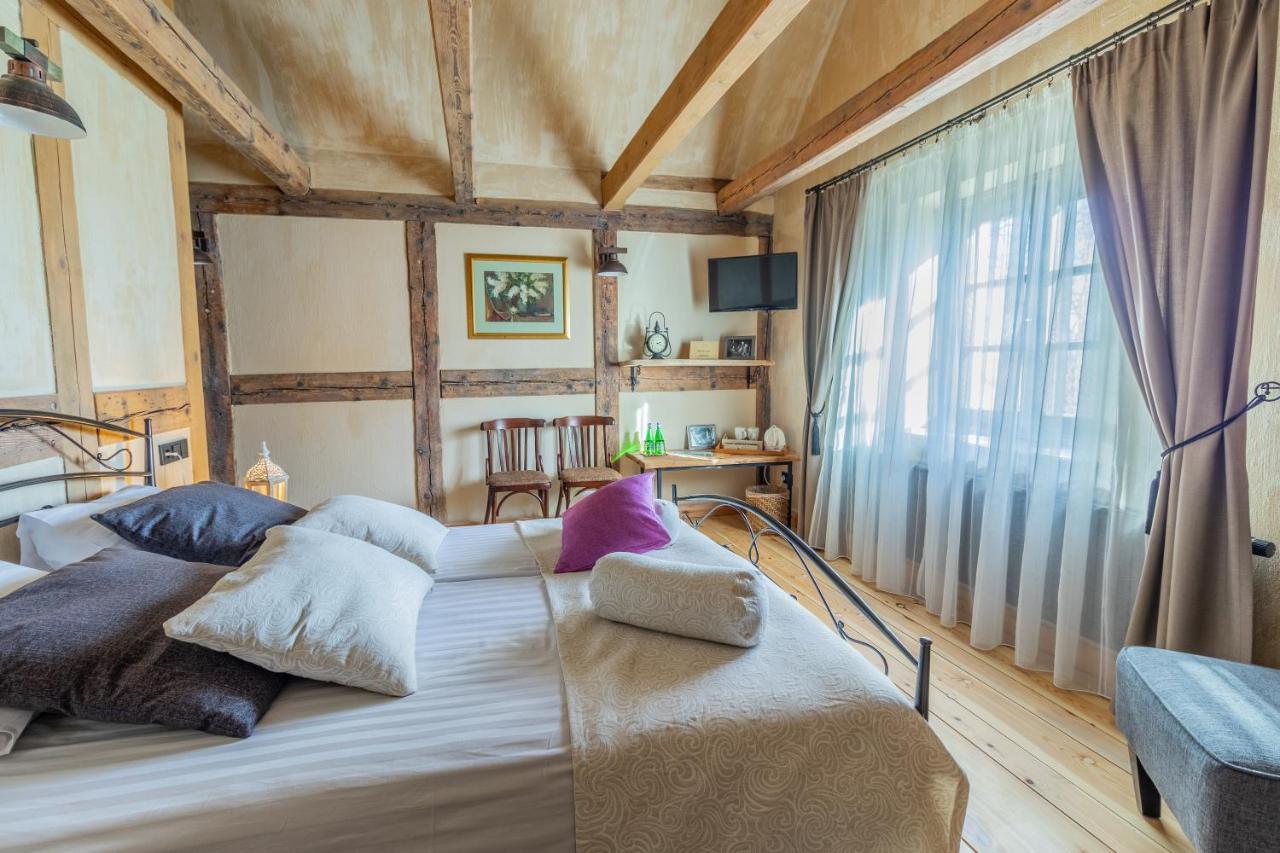 Hotel Mazmezotnes Muiza Zewnętrze zdjęcie