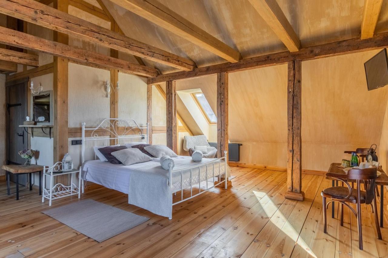 Hotel Mazmezotnes Muiza Zewnętrze zdjęcie